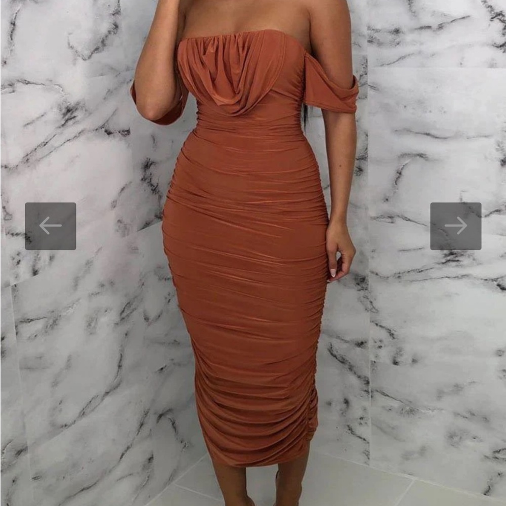 Femme Luxe ruched midi dress